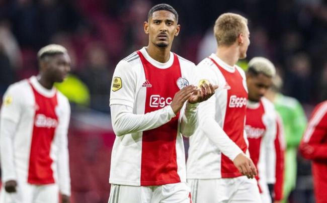 发出巨大的 发出巨大的